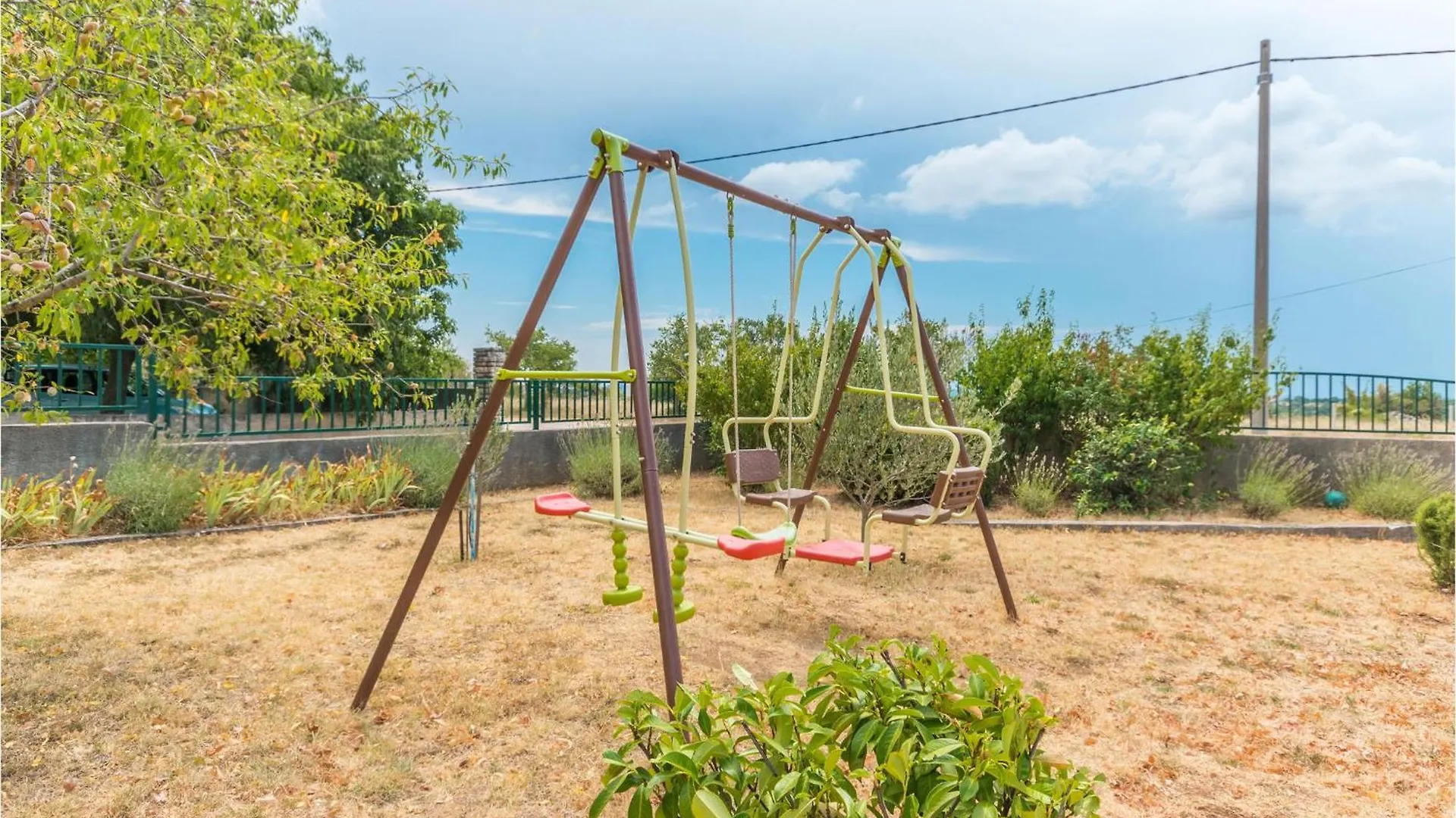 Gorgeous Home In Lisicic With Wifi Lisicici Holiday home