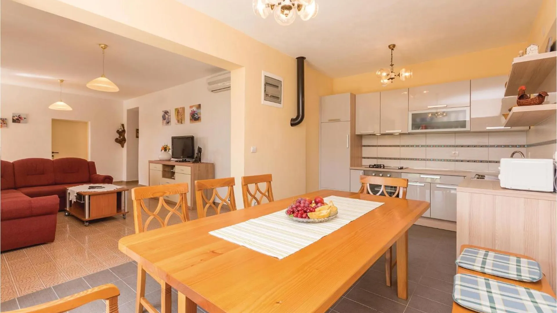 Gorgeous Home In Lisicic With Wifi Lisicici Croatia