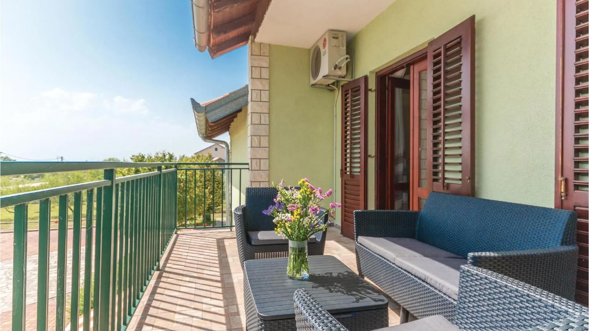 Gorgeous Home In Lisicic With Wifi Lisicici Holiday home