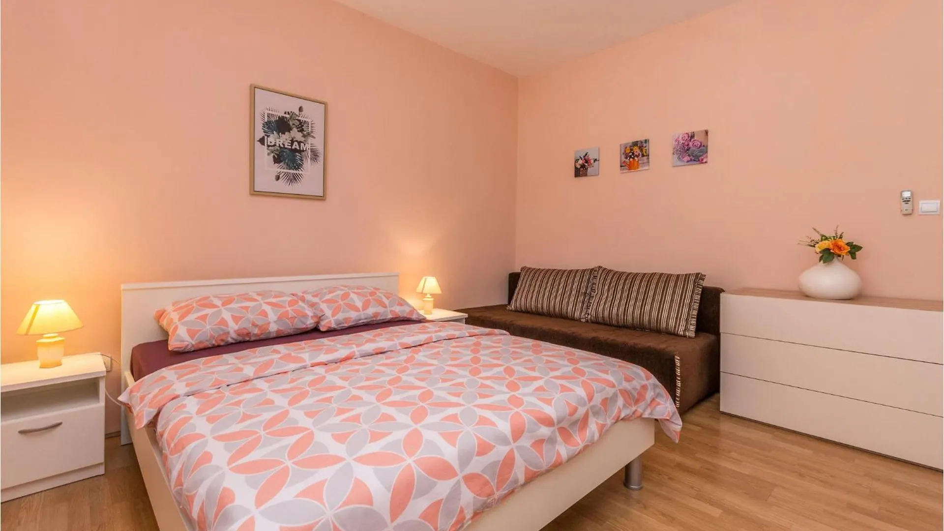 Gorgeous Home In Lisicic With Wifi Lisicici Holiday home
